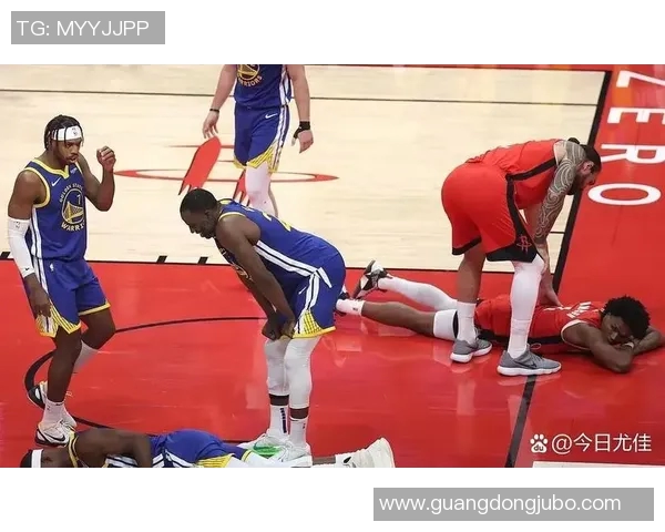 勇士与快船激战正酣2017年2月24日NBA精彩对决回顾