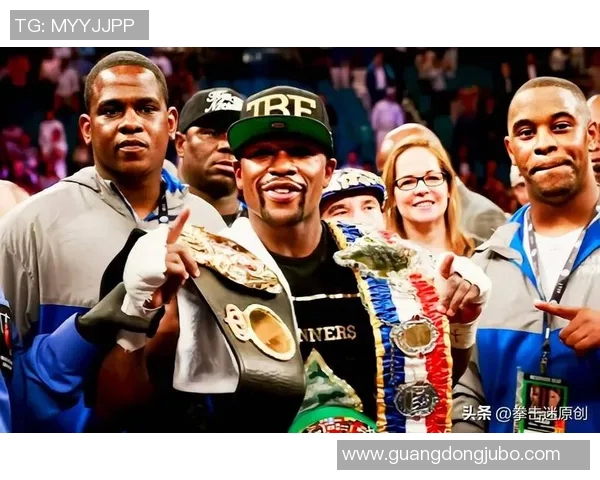 梅威瑟与伍兹对决引发拳击与高尔夫界的热议与期待