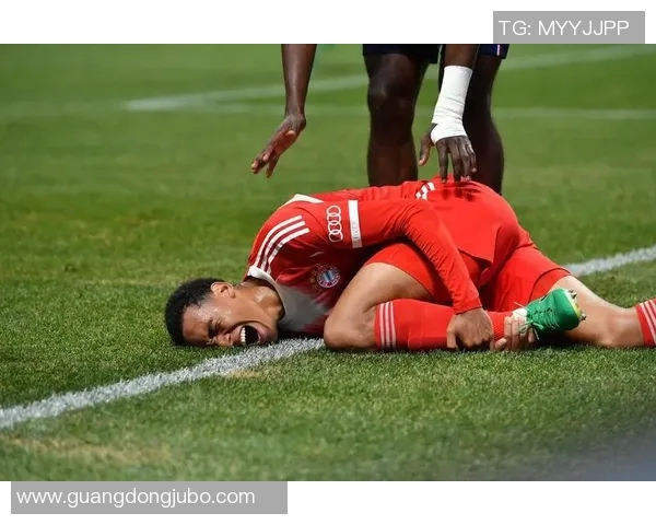 穆西亚拉崛起之路：从青训天才到足球场上的新星